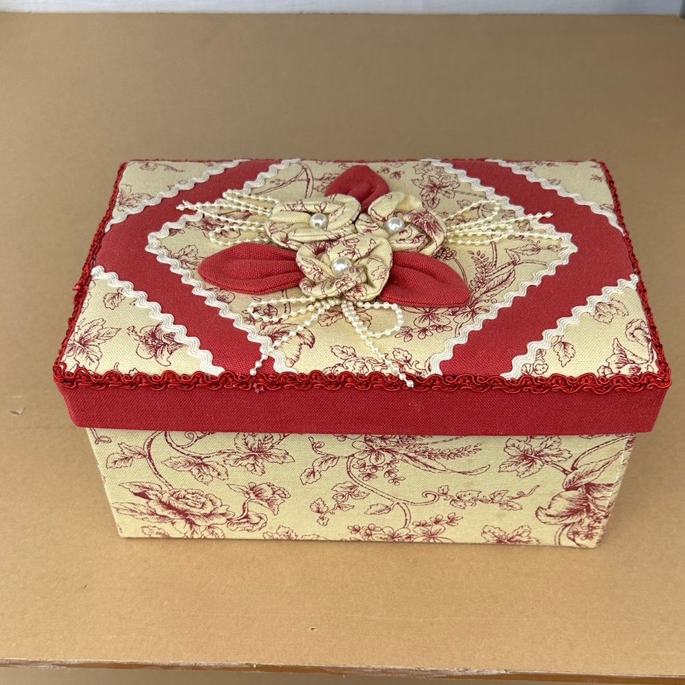 Red and Cream Vintage Decorative Box
